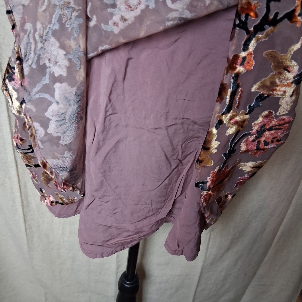 Urban Outfitters Medium Skirt - Picture 4 of 7